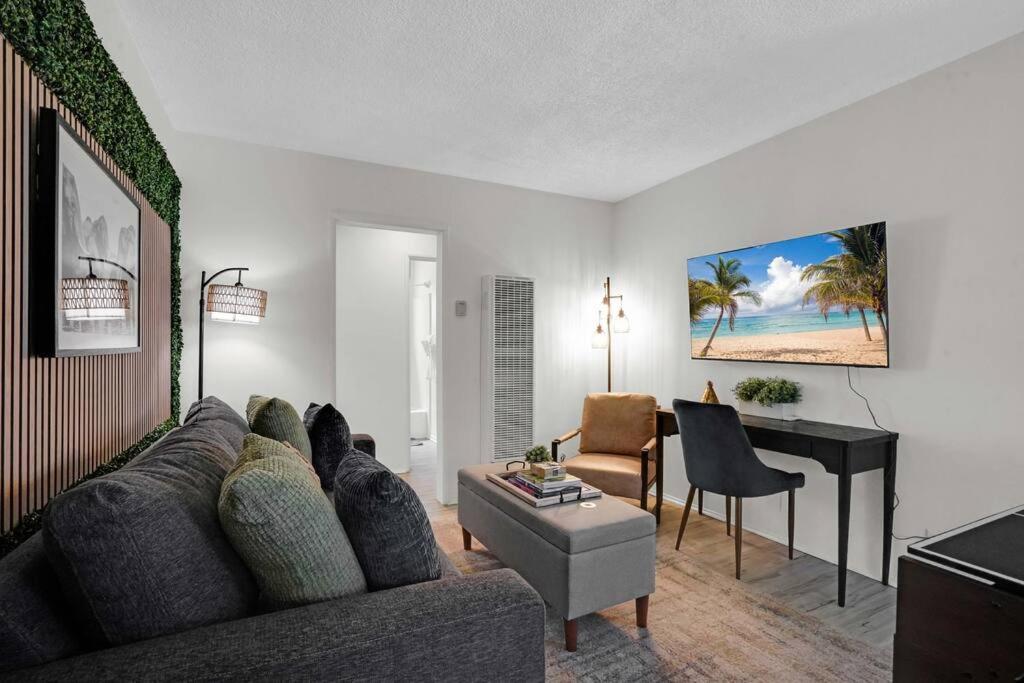 6Th Haven, Arcade, King Bed, Games, 1 Mile To Beaches Long Beach Eksteriør bilde